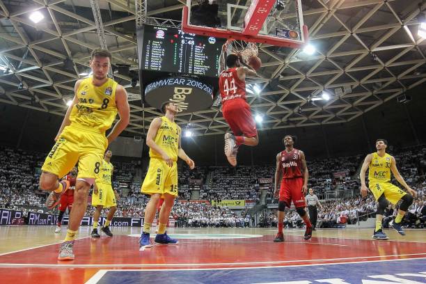 晋级八强 晋级八强